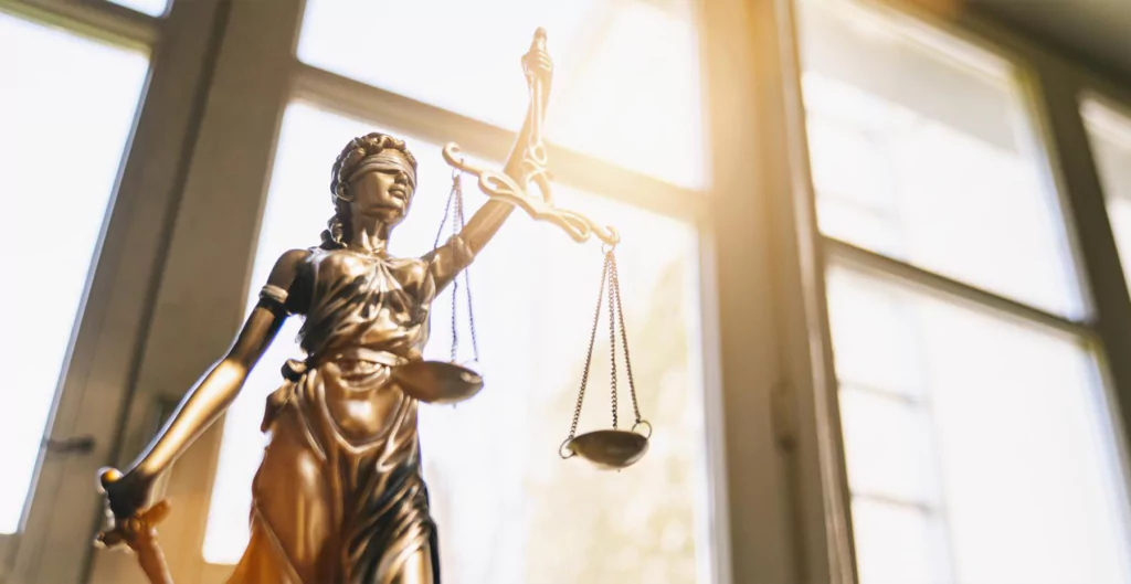 Estátua da justiça